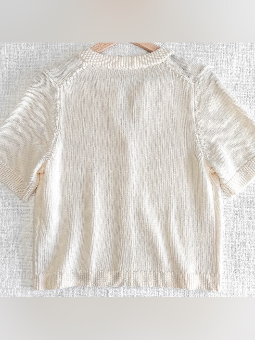 Abercrombie short sleeve cardigan. - Picture 6 of 7